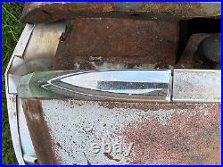 1963 Cadillac Driver Left Turn Signal Indicator on Front Fender Blinker