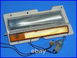 1974-79 Lincoln Continental Oem Fender Marker Turn Signal Light Assembly Lh