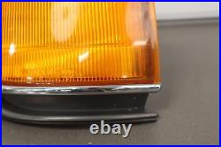 1991-1997 Toyota Land Cruiser Front Right RH Corner Marker Light (Fender Mount)