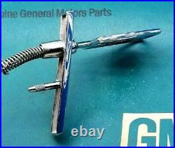 81 86 Olds Cutlass Supreme Hood Ornament Header Panel Emblem Gm Trim Lock
