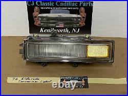 OEM 76 Cadillac Eldorado LEFT FRONT FENDER CORNERING TURN SIGNAL PARK LIGHT LENS