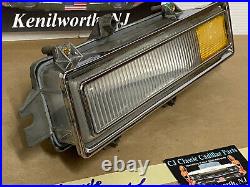 OEM 76 Cadillac Eldorado LEFT FRONT FENDER CORNERING TURN SIGNAL PARK LIGHT LENS